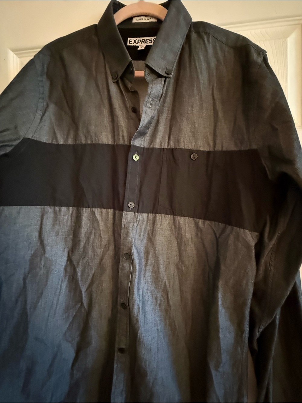 Express Men’s Black and Gray Button-Up Shirt - Size Large